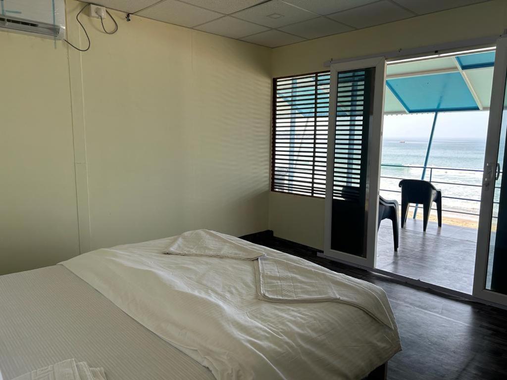 The Tito'S Blue Sky Beach Resort Agonda Bagian luar foto