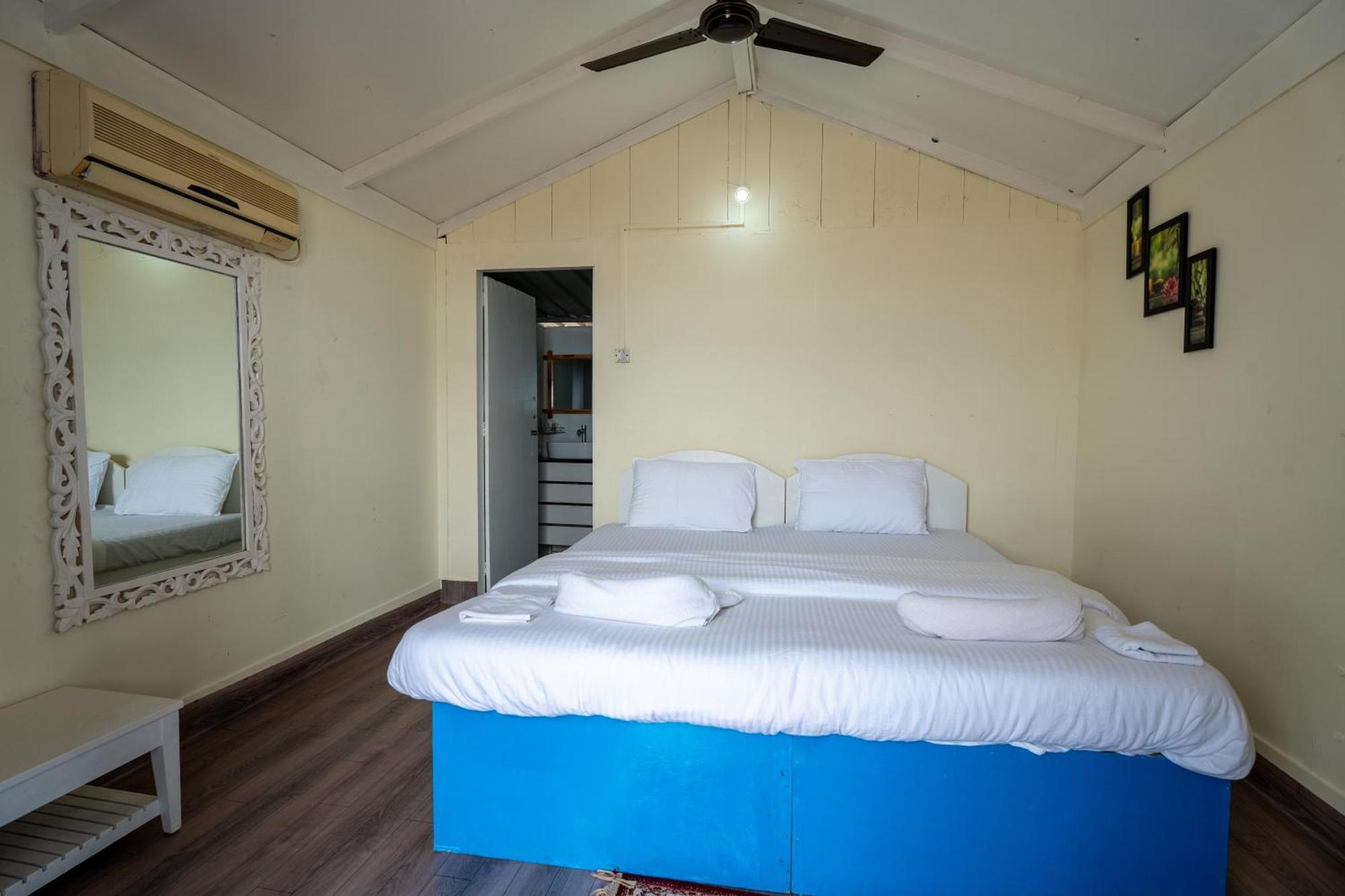 The Tito'S Blue Sky Beach Resort Agonda Bagian luar foto