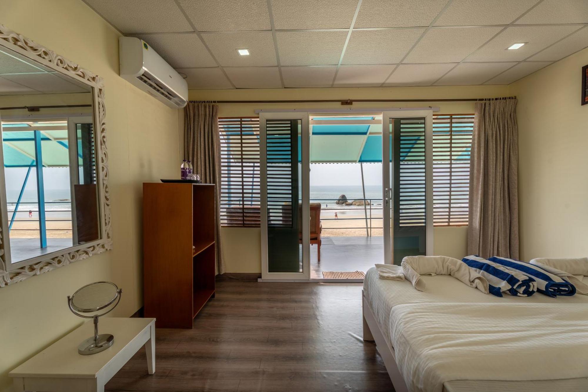 The Tito'S Blue Sky Beach Resort Agonda Bagian luar foto