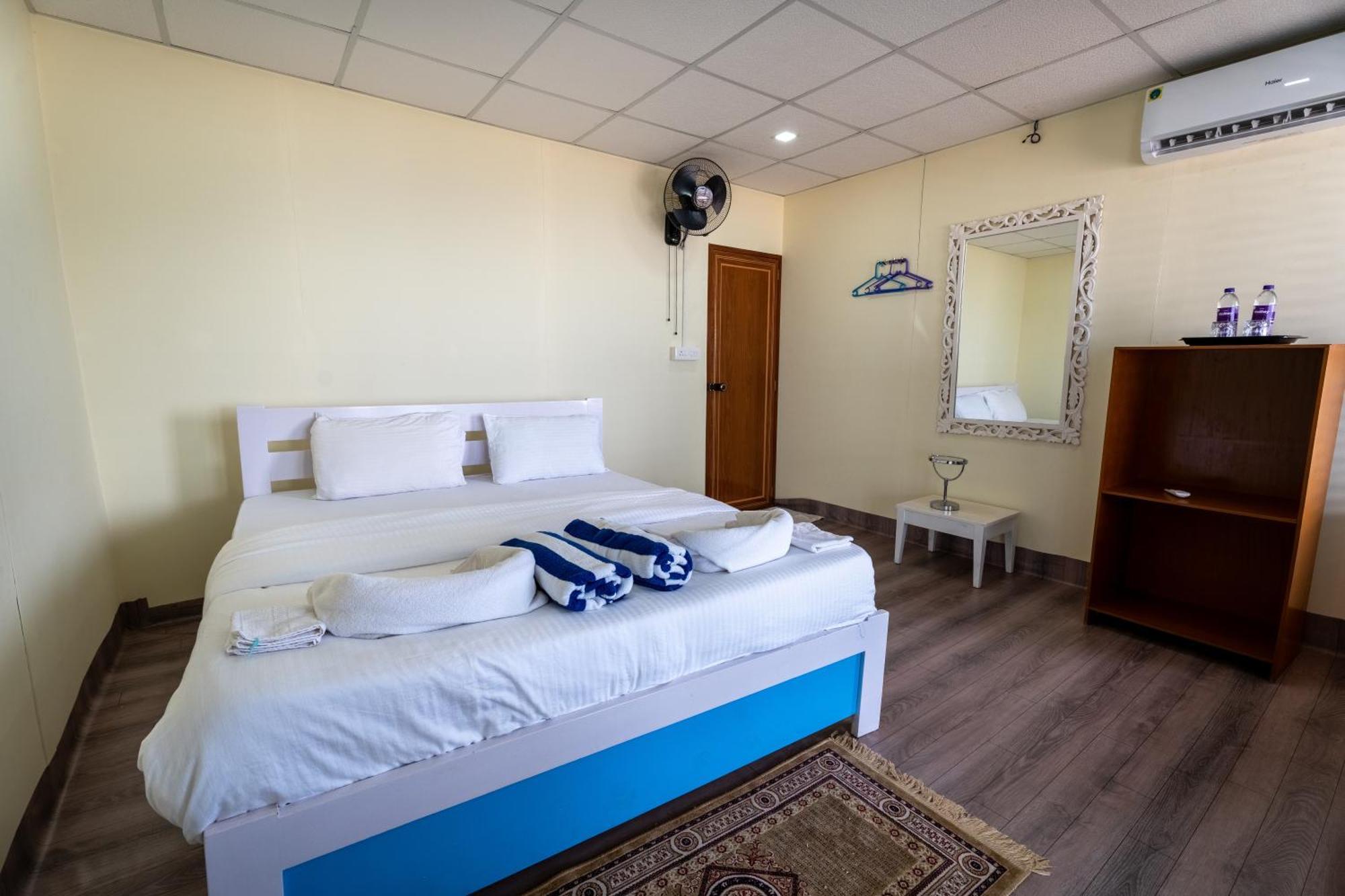 The Tito'S Blue Sky Beach Resort Agonda Bagian luar foto