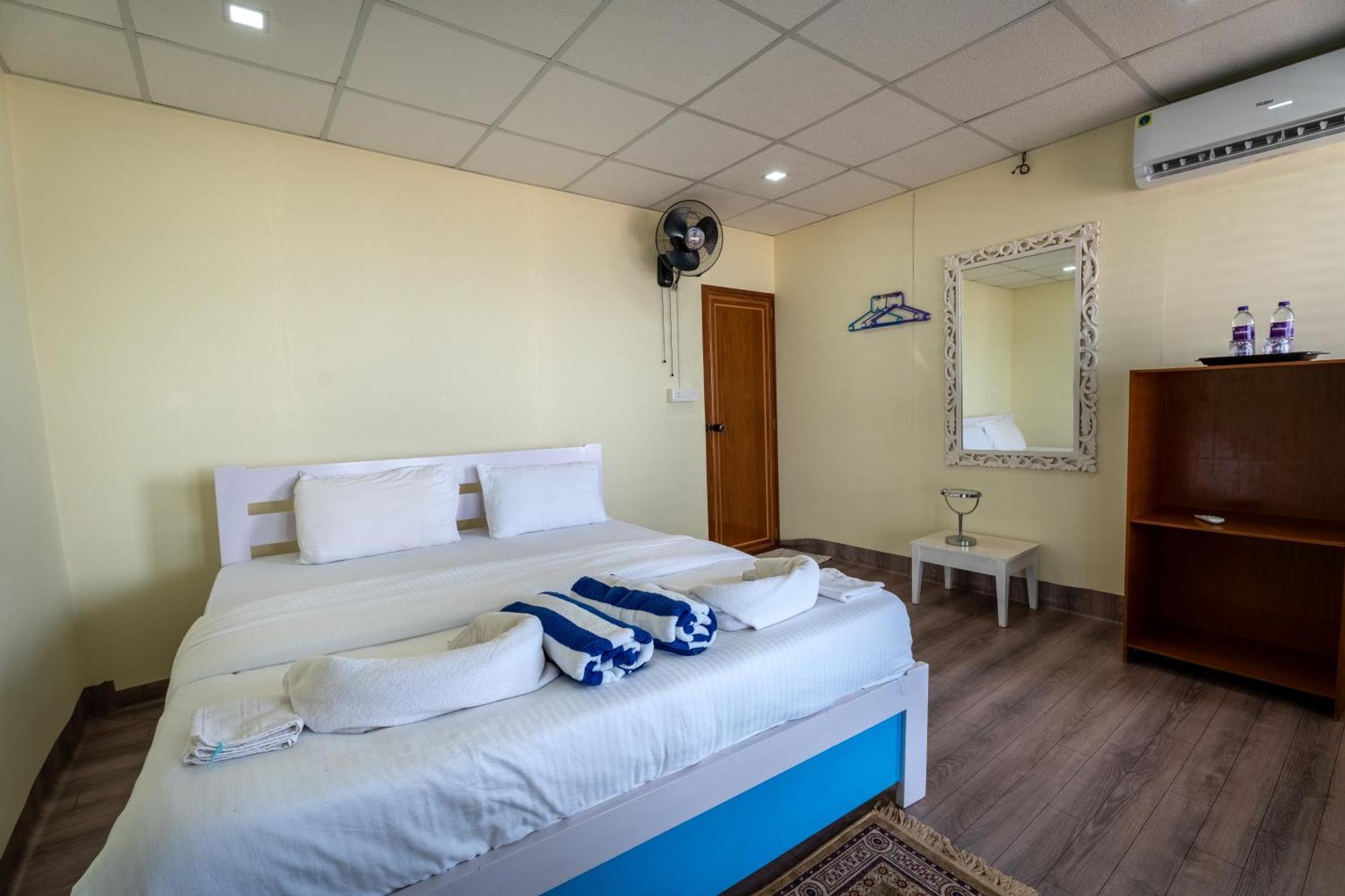 The Tito'S Blue Sky Beach Resort Agonda Bagian luar foto
